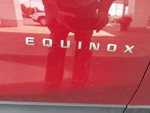 Used 2020 Chevrolet Equinox LT w/ Driver Convenience Package FWD image 11