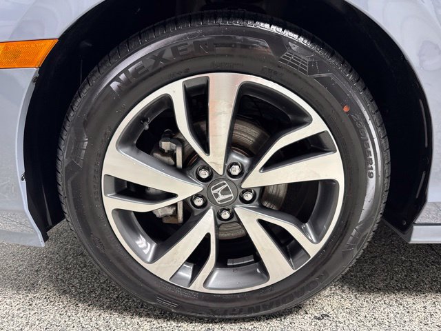 Used 2023 Honda Odyssey Touring image 4