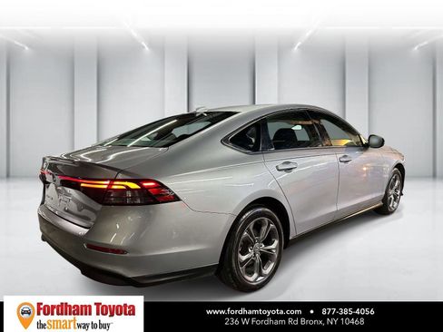 Used 2023 Honda Accord EX image 4