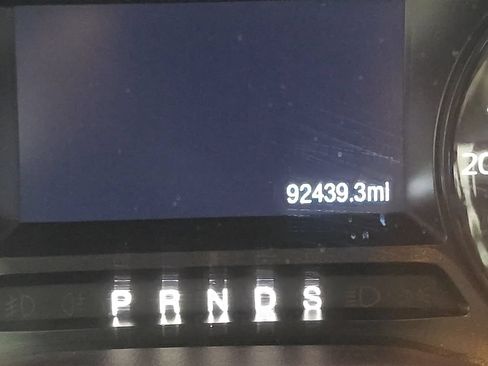 Used 2017 Ford Explorer XLT FWD image 20