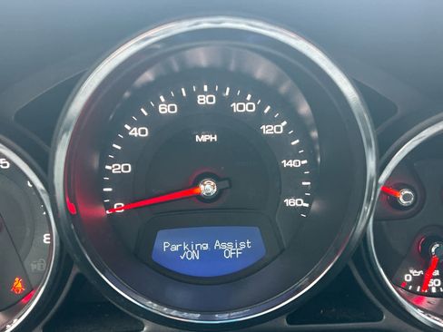 Used 2010 Cadillac CTS Premium image 25