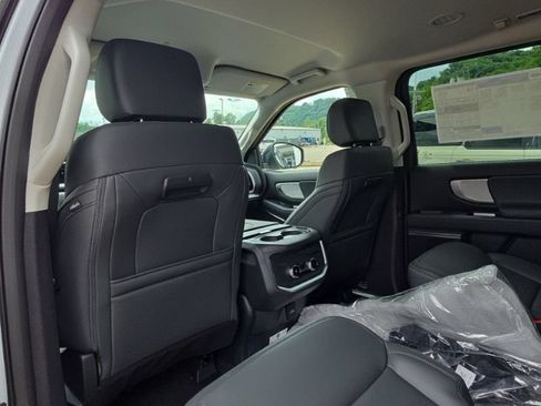 New 2026 Ford Expedition Max Active AWD/4WD image 25