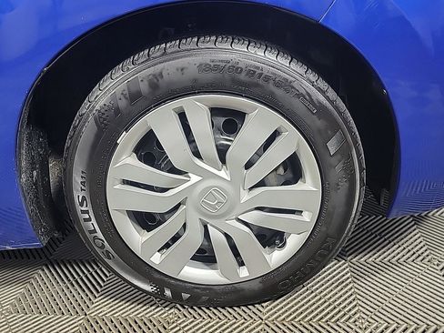 Used 2016 Honda Fit LX image 3