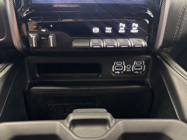Used 2020 RAM 3500 Limited AWD/4WD image 43