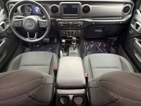 Used 2022 Jeep Wrangler Unlimited Sport AWD/4WD image 14
