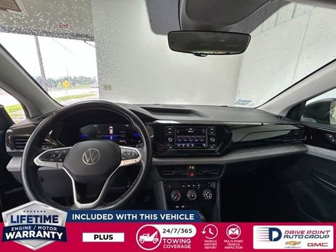 Used 2024 Volkswagen Taos S FWD image 14
