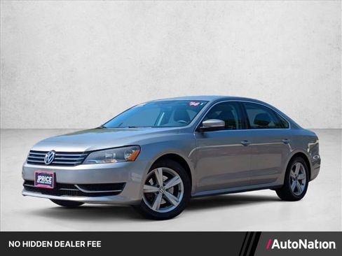 Used 2014 Volkswagen Passat 1.8T SE FWD image 1