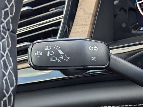 New 2026 Volkswagen Atlas SE image 32