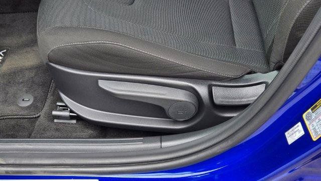 Used 2026 Hyundai Elantra SE FWD image 14