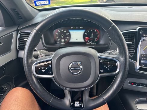 Used 2017 Volvo XC90 T5 R-Design w/ Vision Package image 25