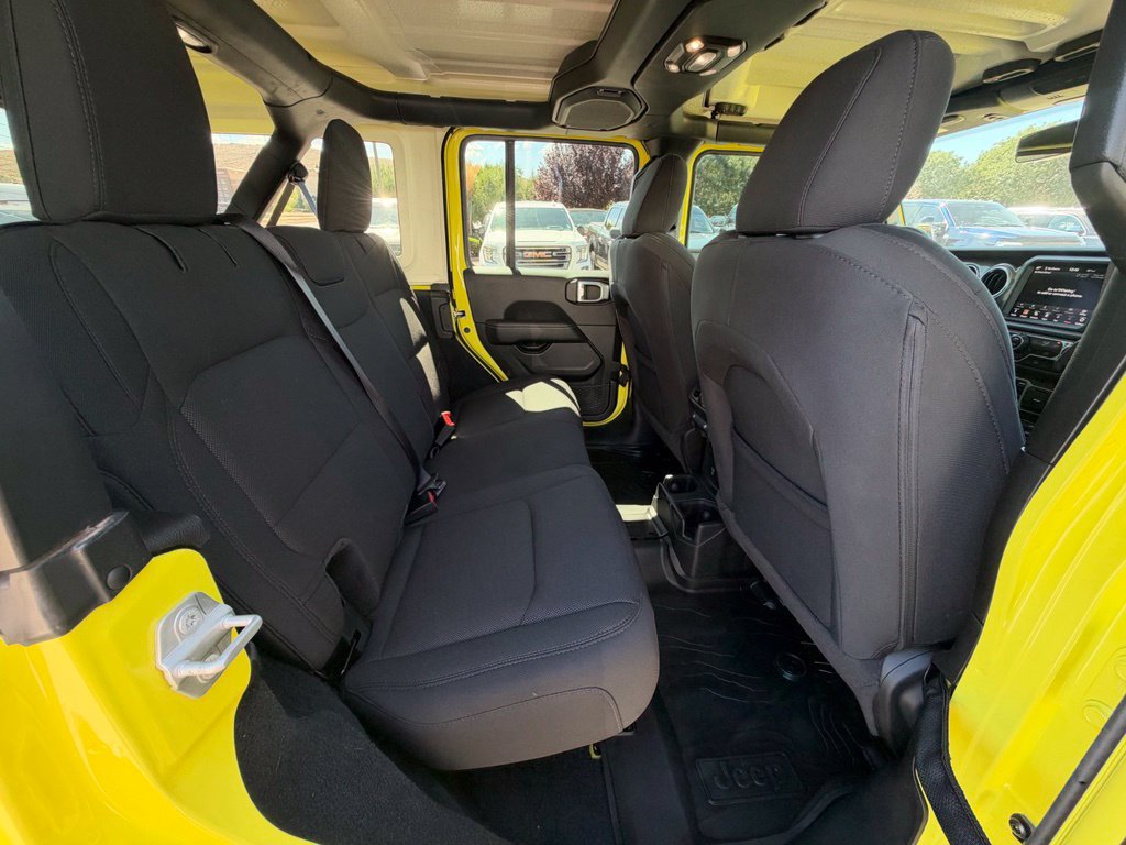 Used 2023 Jeep Wrangler Unlimited Sahara w/ LED Lighting Group AWD/4WD image 19