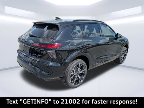 New 2026 Audi Q3 quattro 2.0T AWD/4WD image 2
