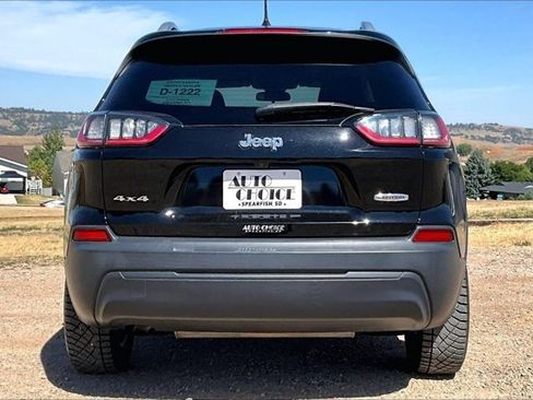Used 2019 Jeep Cherokee Latitude w/ Popular Appearance Group AWD/4WD image 6