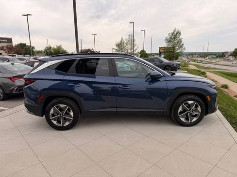Used 2025 Hyundai Tucson SEL FWD image 6