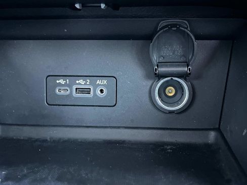 Certified 2022 Nissan Sentra SR w/ Electronics Package image 37