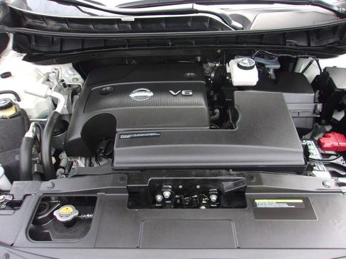 Used 2023 Nissan Murano SV image 9