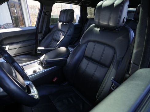 Used 2020 Land Rover Range Rover Sport HSE image 18