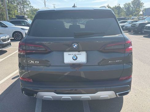 Used 2022 BMW X5 xDrive45e w/ Executive Package AWD/4WD image 6