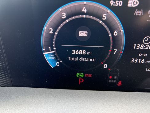 Certified 2026 Volkswagen Tiguan S FWD image 19