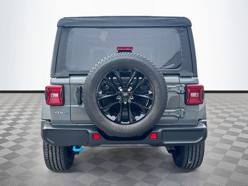 Certified 2023 Jeep Wrangler Unlimited Sahara w/ Cold Weather Group AWD/4WD image 7