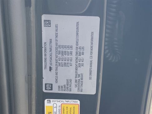 Used 2022 Cadillac Escalade Premium Luxury w/ Performance Package image 32