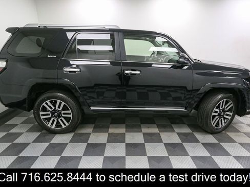 Used 2018 Toyota 4Runner Limited AWD/4WD image 7