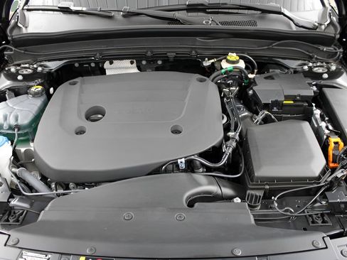 New 2026 Volvo XC40 B5 Core w/ Protection Package Premier AWD/4WD image 45