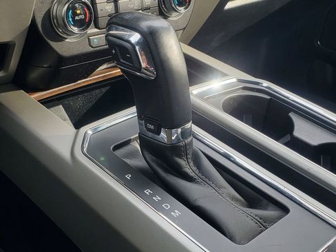 Used 2020 Ford F150 Lariat w/ Equipment Group 502A Luxury image 31