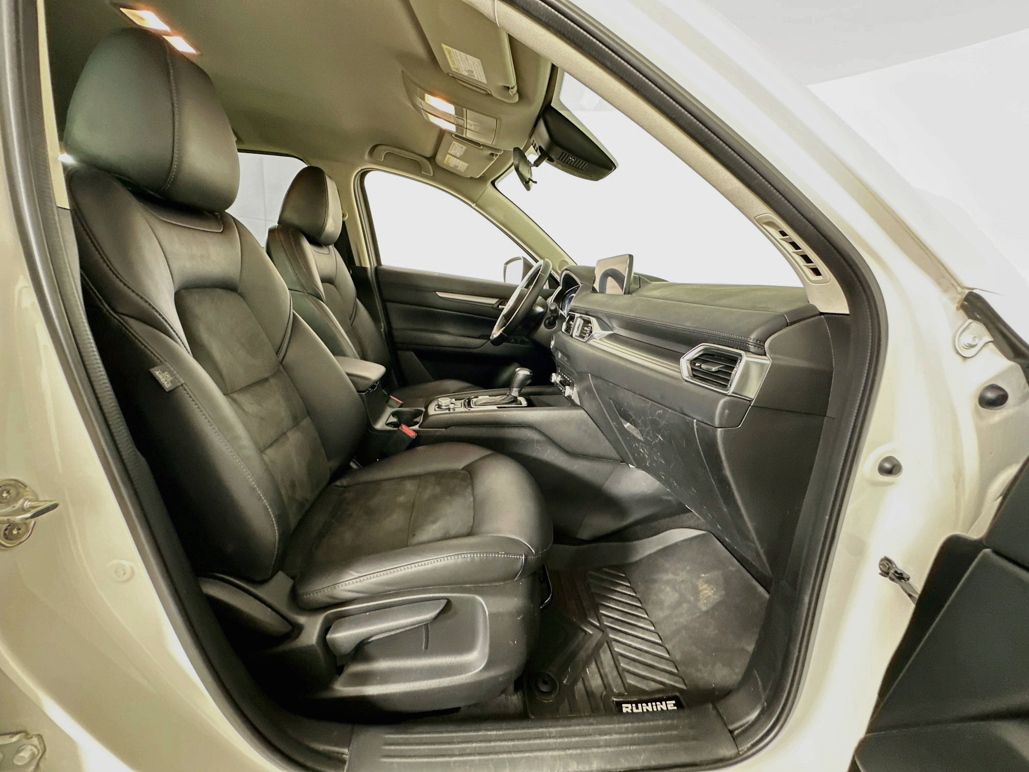 Used 2021 MAZDA CX-5 Touring FWD image 29