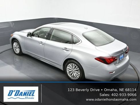 Used 2015 INFINITI Q70 L 3.7 w/ Deluxe Touring Package AWD/4WD image 15