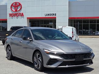 Used 2025 Hyundai Elantra Sport FWD video 1