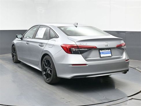 Used 2023 Honda Civic Sport image 7