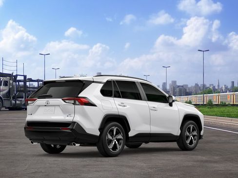 New 2025 Toyota RAV4 SE image 10