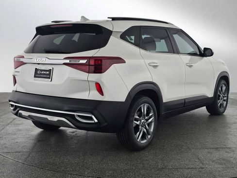 Used 2023 Kia Seltos S FWD image 3