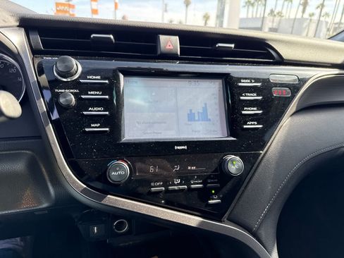 Used 2020 Toyota Camry SE FWD image 28