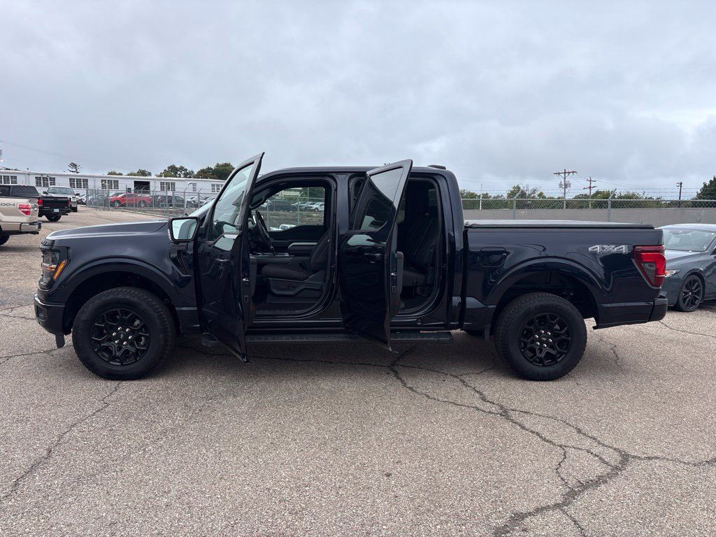 Used 2025 Ford F150 XLT w/ Equipment Group 302A MID AWD/4WD image 4