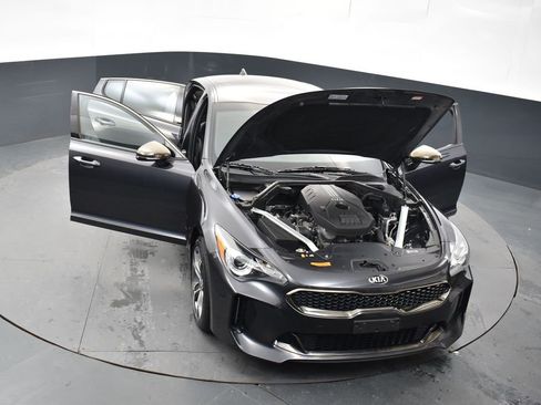 Certified 2020 Kia Stinger GT-Line image 21