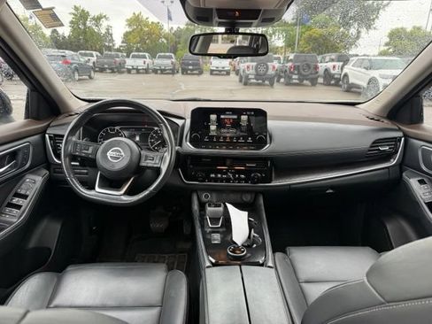 Used 2021 Nissan Rogue SL w/ Premium Package AWD/4WD image 2