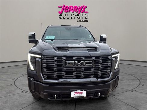 Used 2024 GMC Sierra 2500 Denali Ultimate image 18