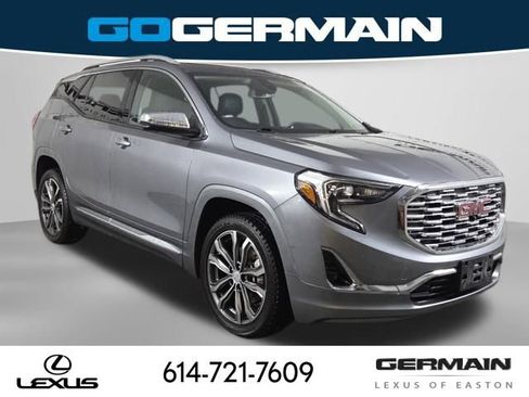 Used 2018 GMC Terrain Denali w/ Advanced Safety Package image 4