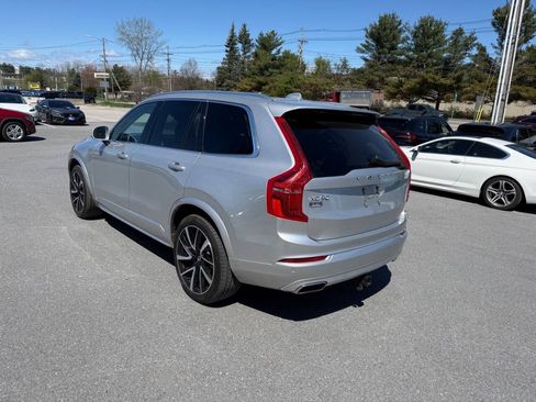 Used 2021 Volvo XC90 T6 Momentum w/ Advanced Package AWD/4WD image 8