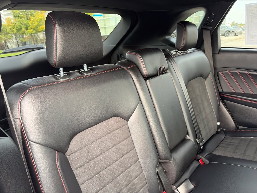 Used 2024 Ford Edge ST-Line AWD/4WD image 31