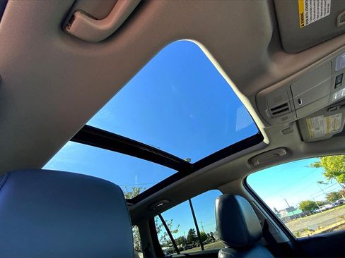 Used 2019 Buick Envision Premium w/ Driver Confidence Package image 15