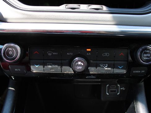 Used 2023 Jeep Compass Limited AWD/4WD image 21