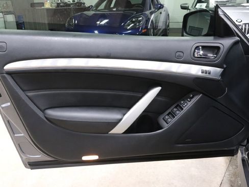 Used 2013 INFINITI G37 w/ Premium Pkg image 17