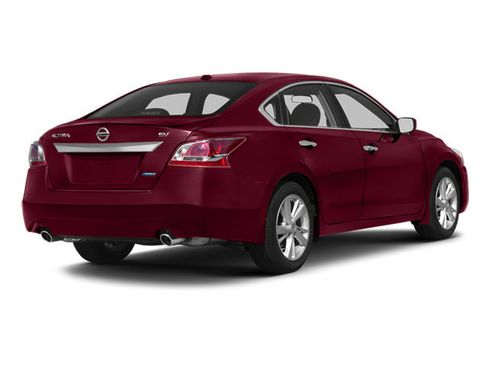 Used 2013 Nissan Altima 2.5 SV FWD image 2