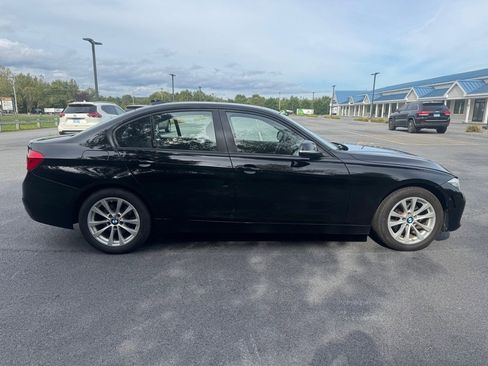 Used 2016 BMW 320i xDrive Sedan image 5