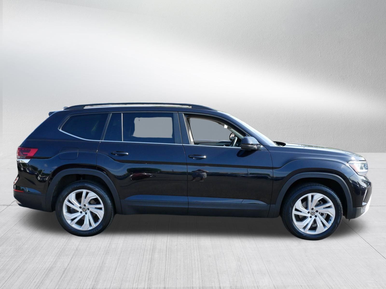 Certified 2023 Volkswagen Atlas SE w/ Panoramic Sunroof Package AWD/4WD image 8