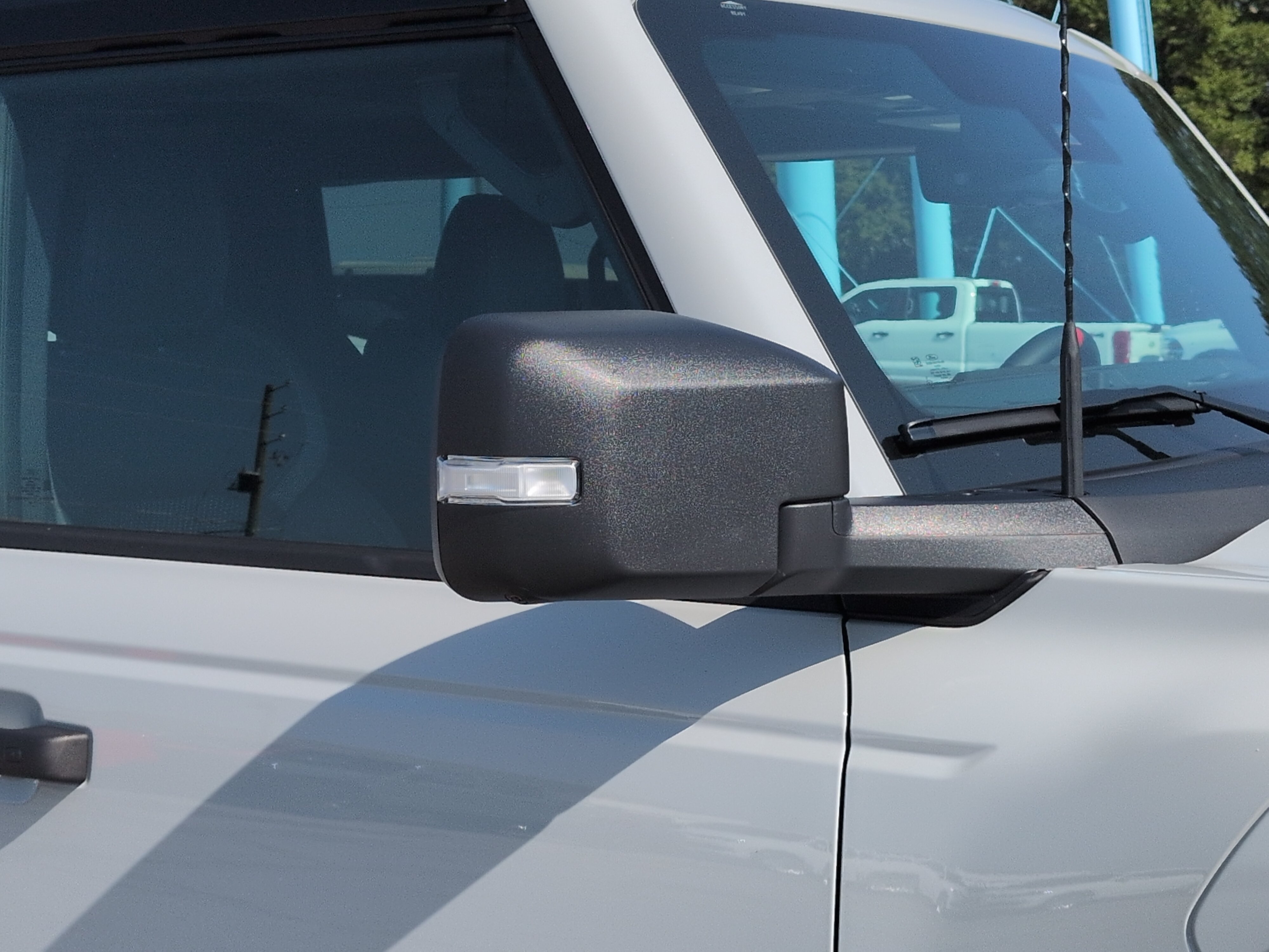New 2026 Ford Bronco Raptor w/ Interior Carbon Fiber Pack AWD/4WD image 10