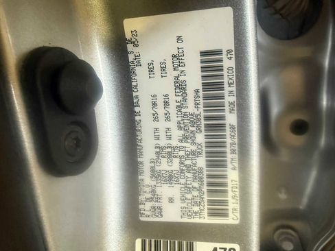 Certified 2023 Toyota Tacoma TRD Off-Road AWD/4WD image 38